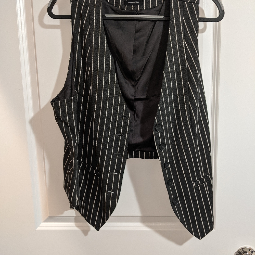 Torrid vest